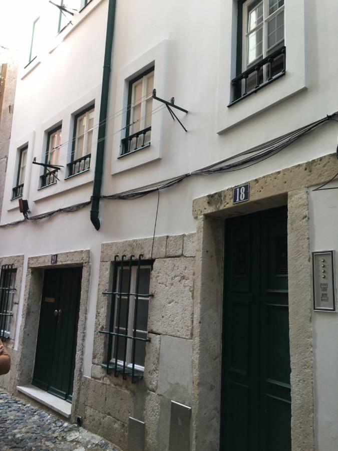 Апартаменты Alfama Chic Penabuquel Лиссабон Экстерьер фото